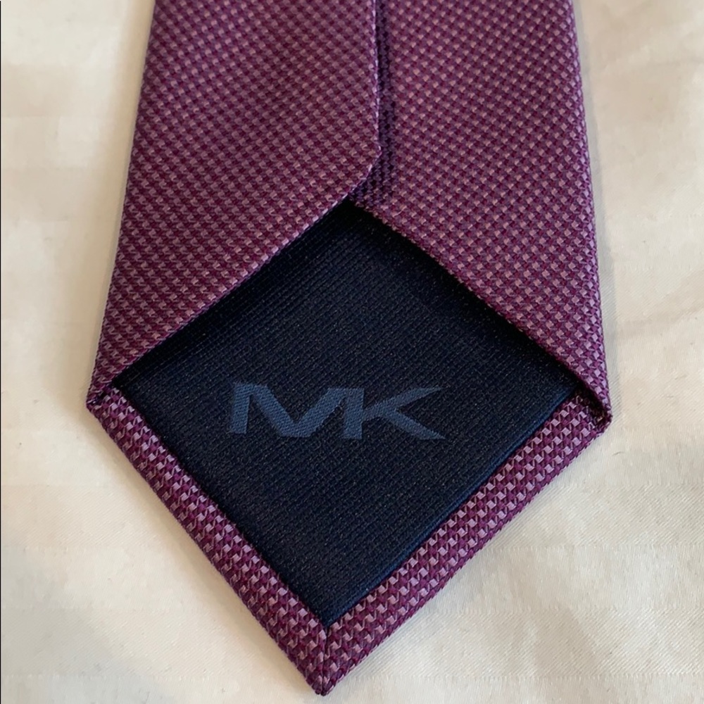 Michael Kors Purple Tie - Picture 5 of 5